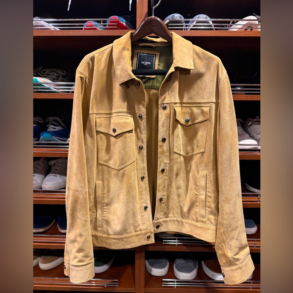 Todd Snyder Italian Suede Dylan Snap